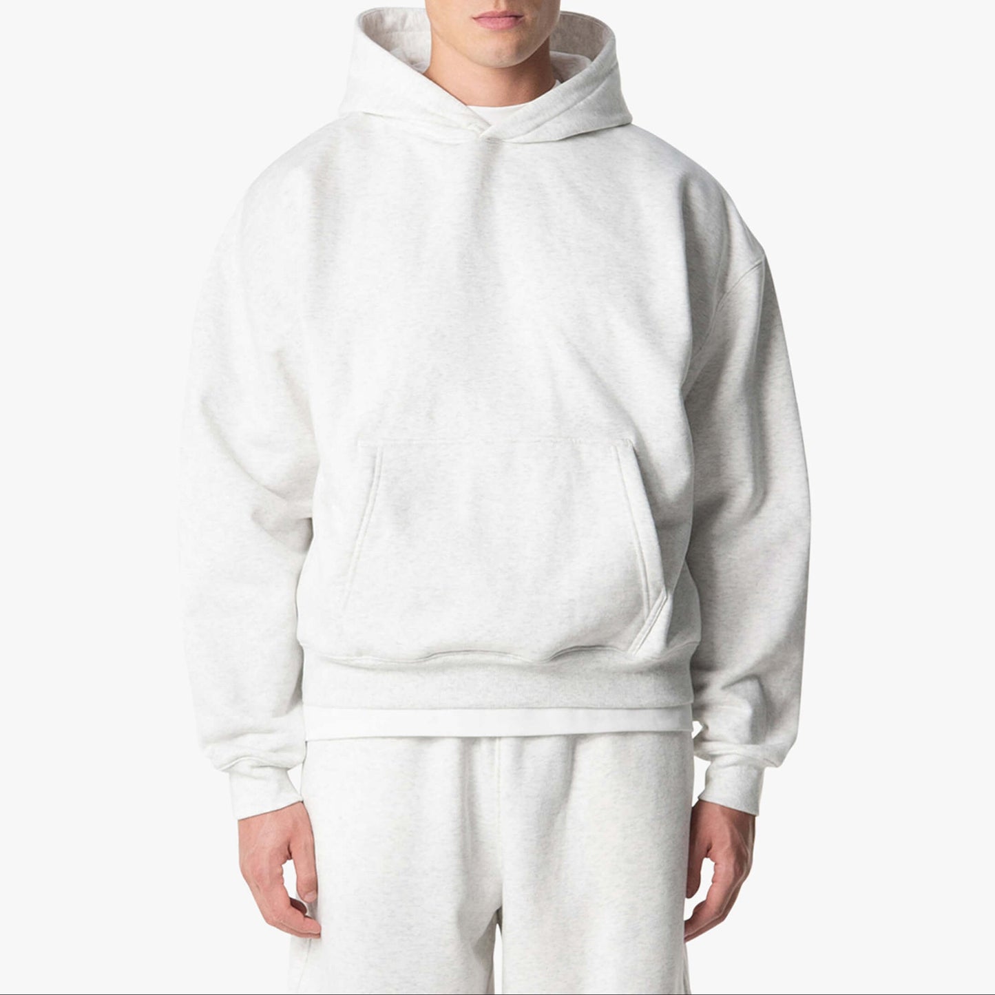Comfortable Large Hooded Sweatshirt – Gentle Cotton Texture