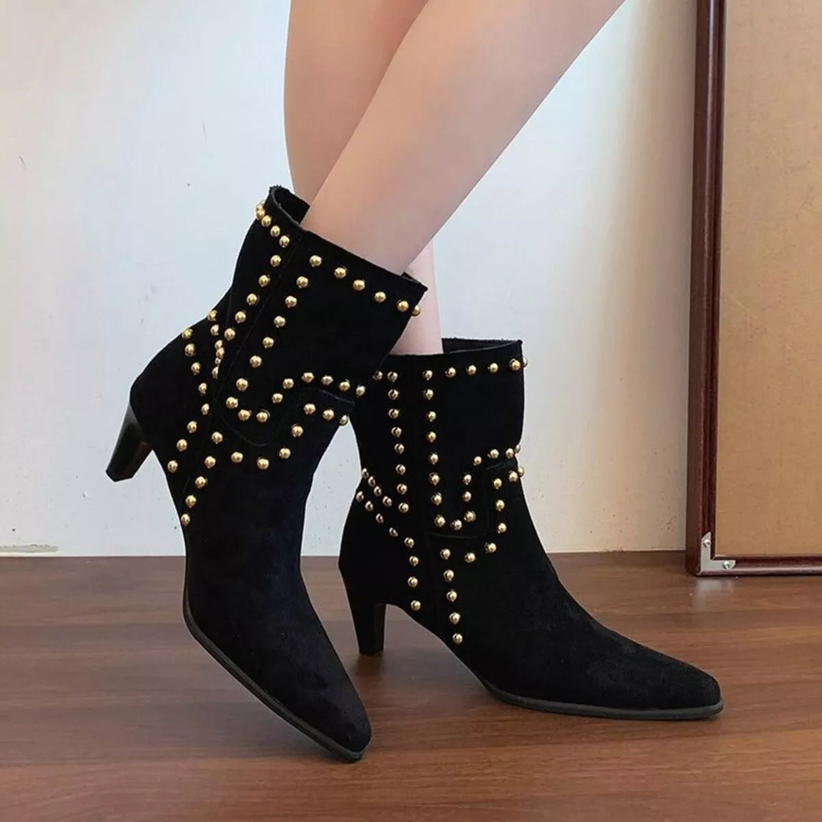 Narrow Toe Low Heel Ankle Boots