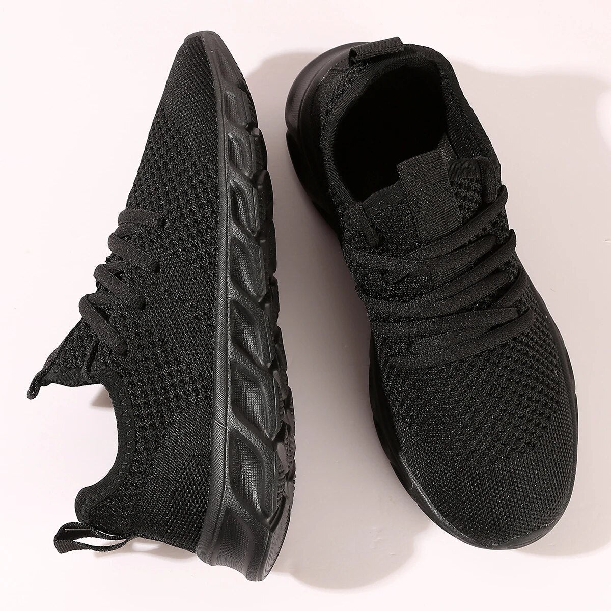 Maxwel Sneakers