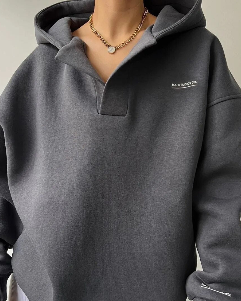 Comfortable Women's Oversized Hooded Sweatshirt with Graphic Print