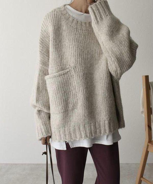 Warm Women's Crew Neck Sweater with Pockets - BritishElegance