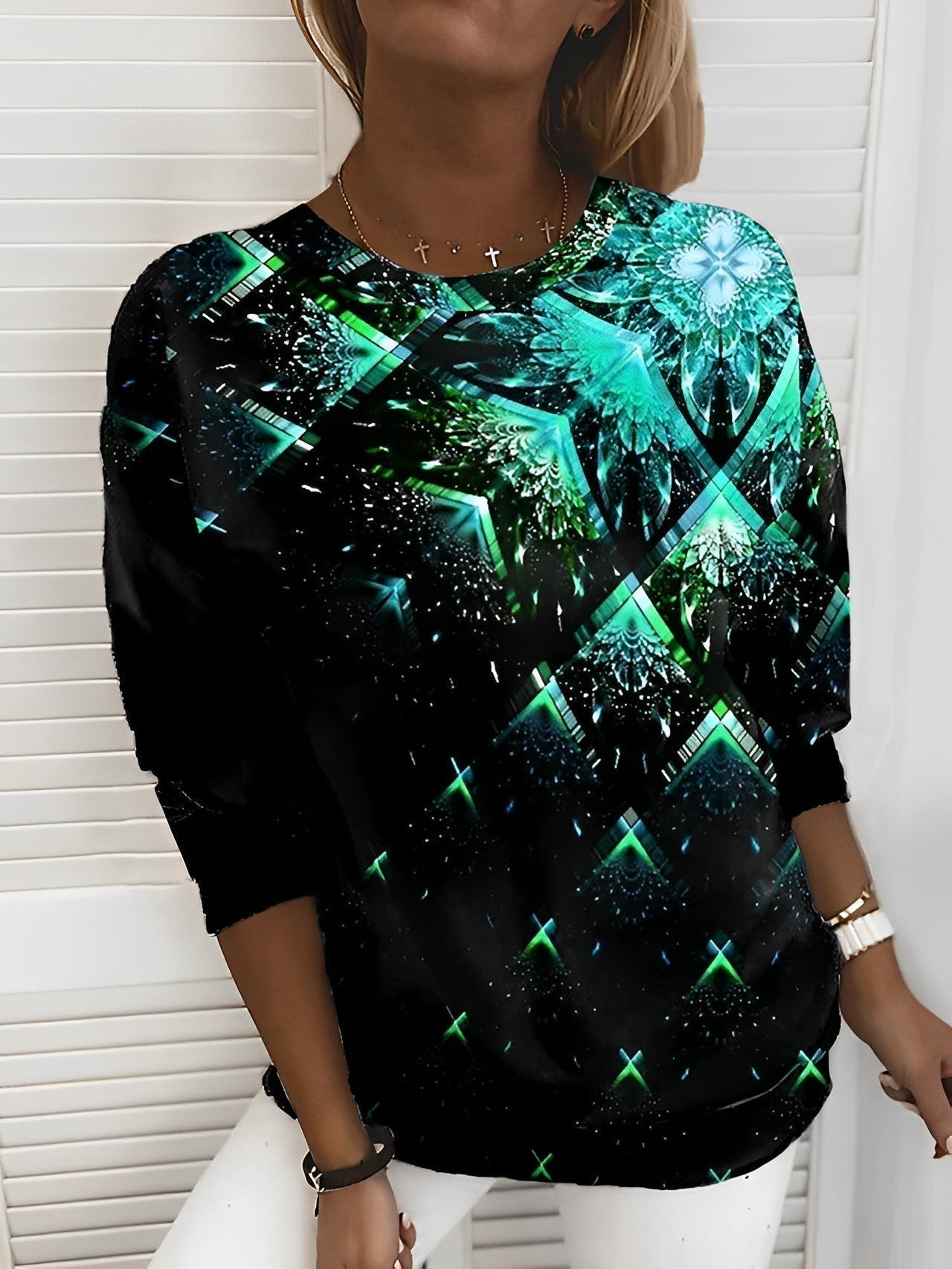 Women's Trendy Sweatshirt with Graphic Print Design