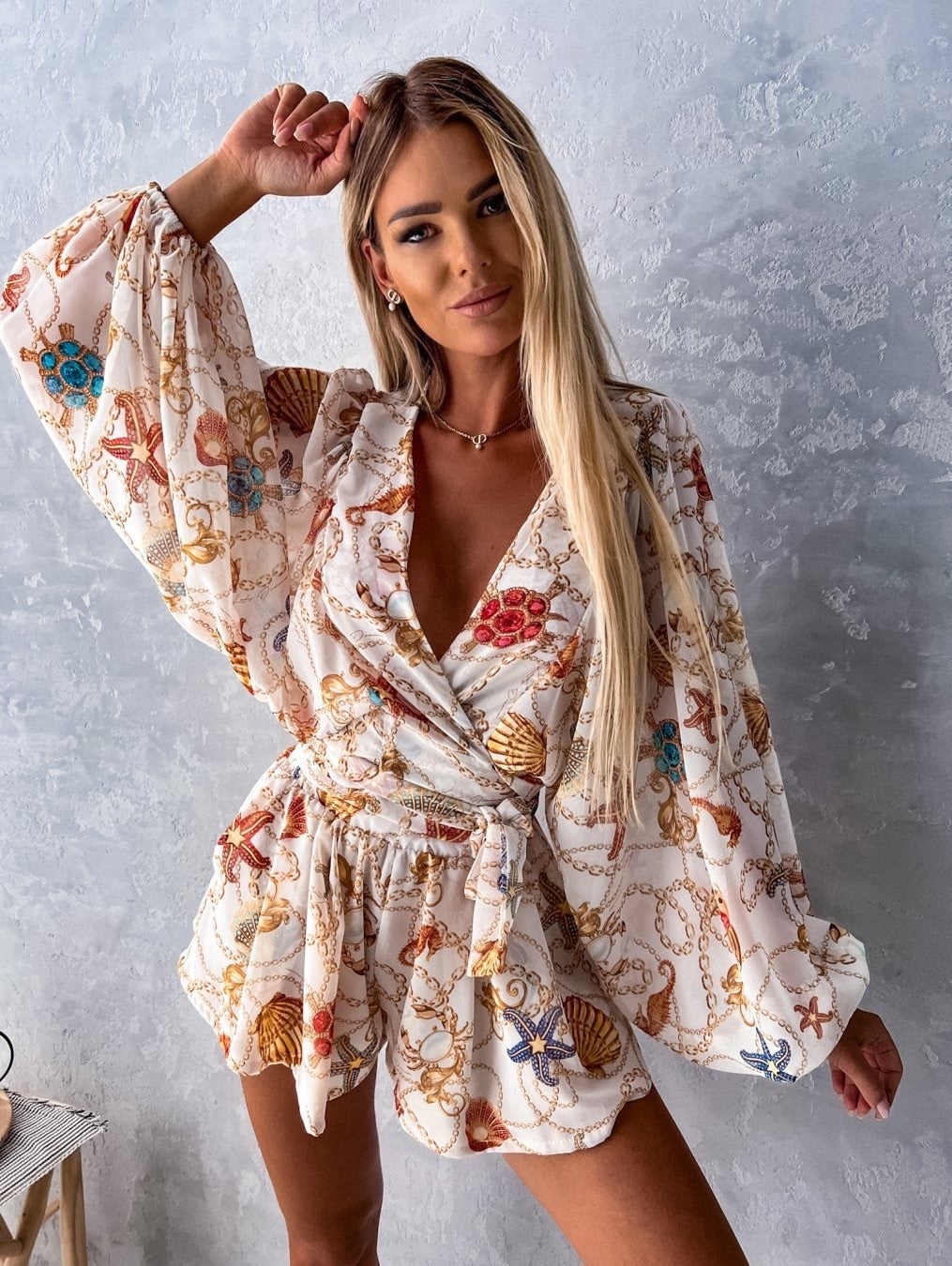 Chic Women's 2-Piece Floral Shorts and Top Set
