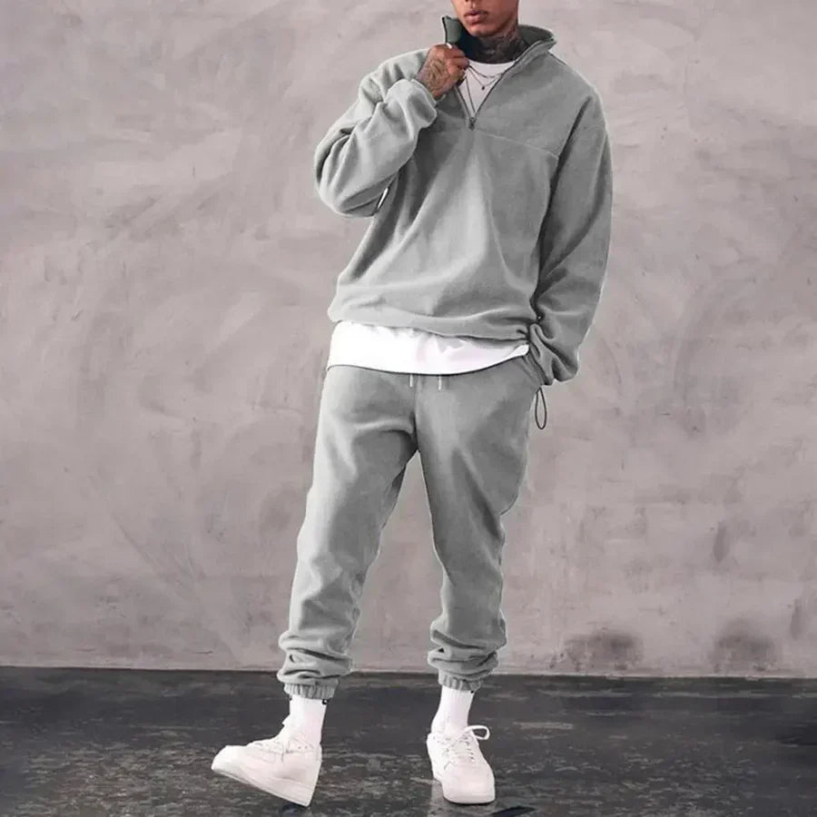Men's Ulrich Tracksuit: Sporty Comfort