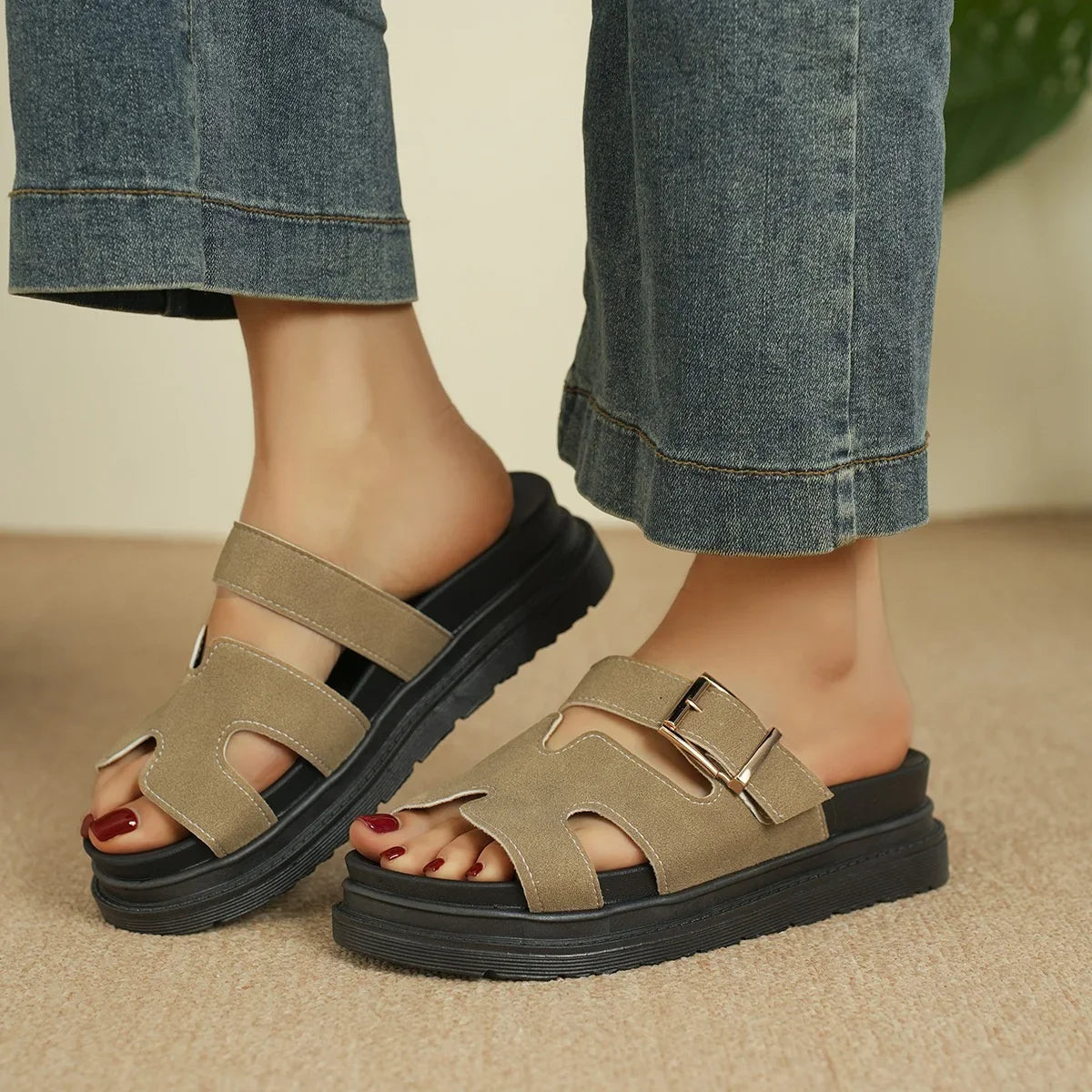 Women's Fashionable Buckle Sandals – Thick Sporty Beach Slides