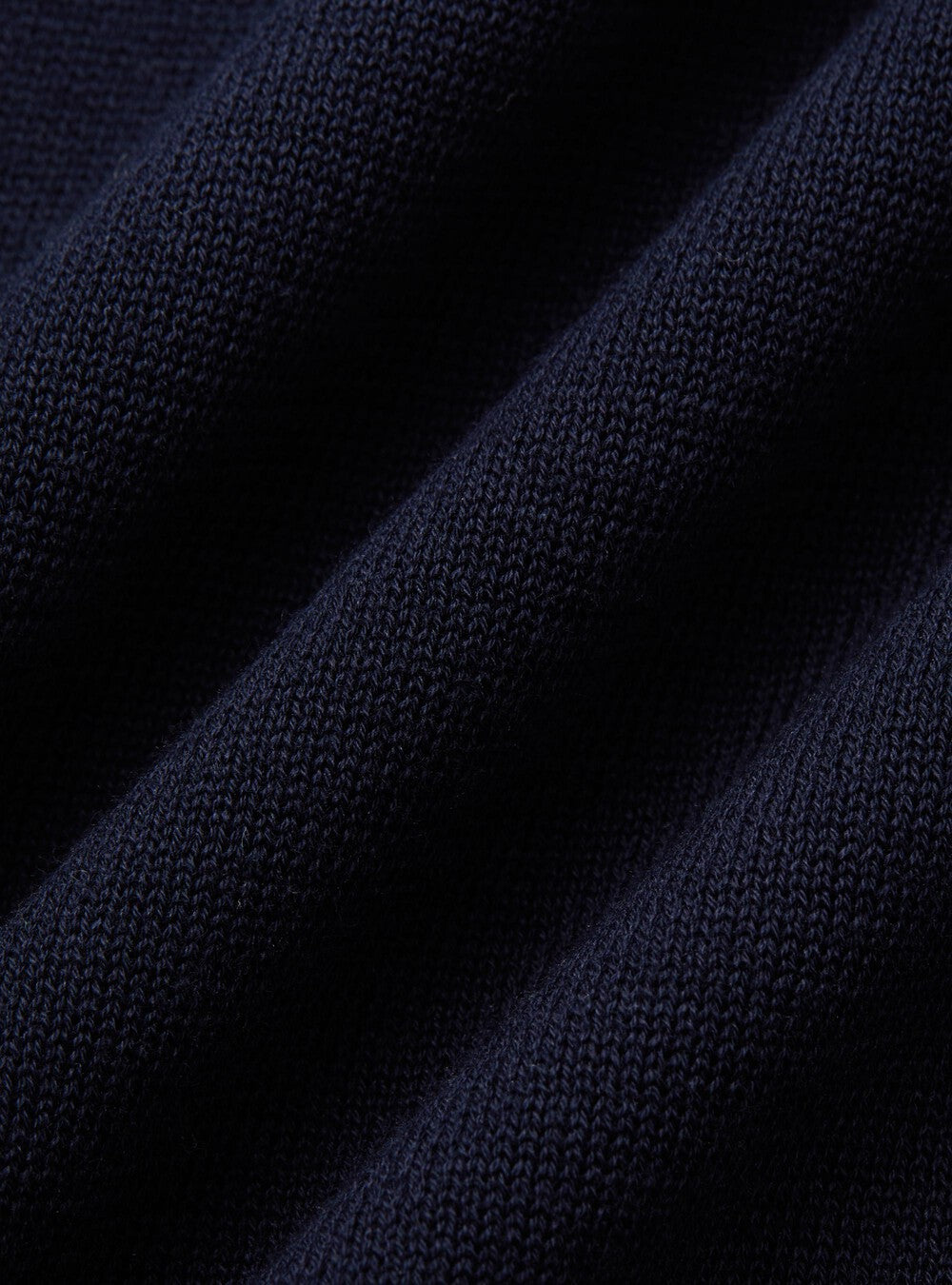 Knitted Polo Shirt - Buttonless Collar And Flexible Shape