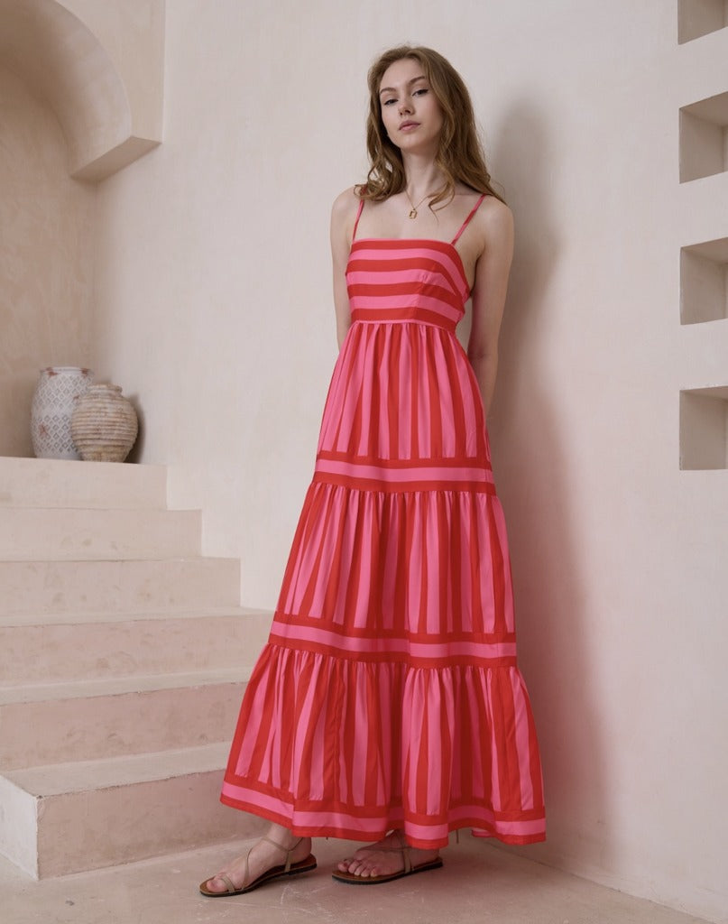 Chic Summer Dress - Adjustable Buckle Detail & Buttons