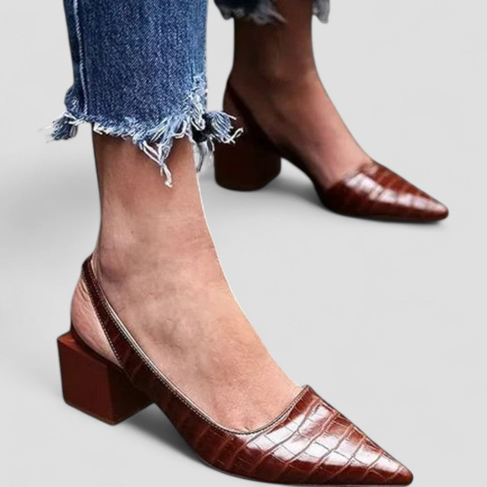 Women’s Vintage Pointed Slingback Heels