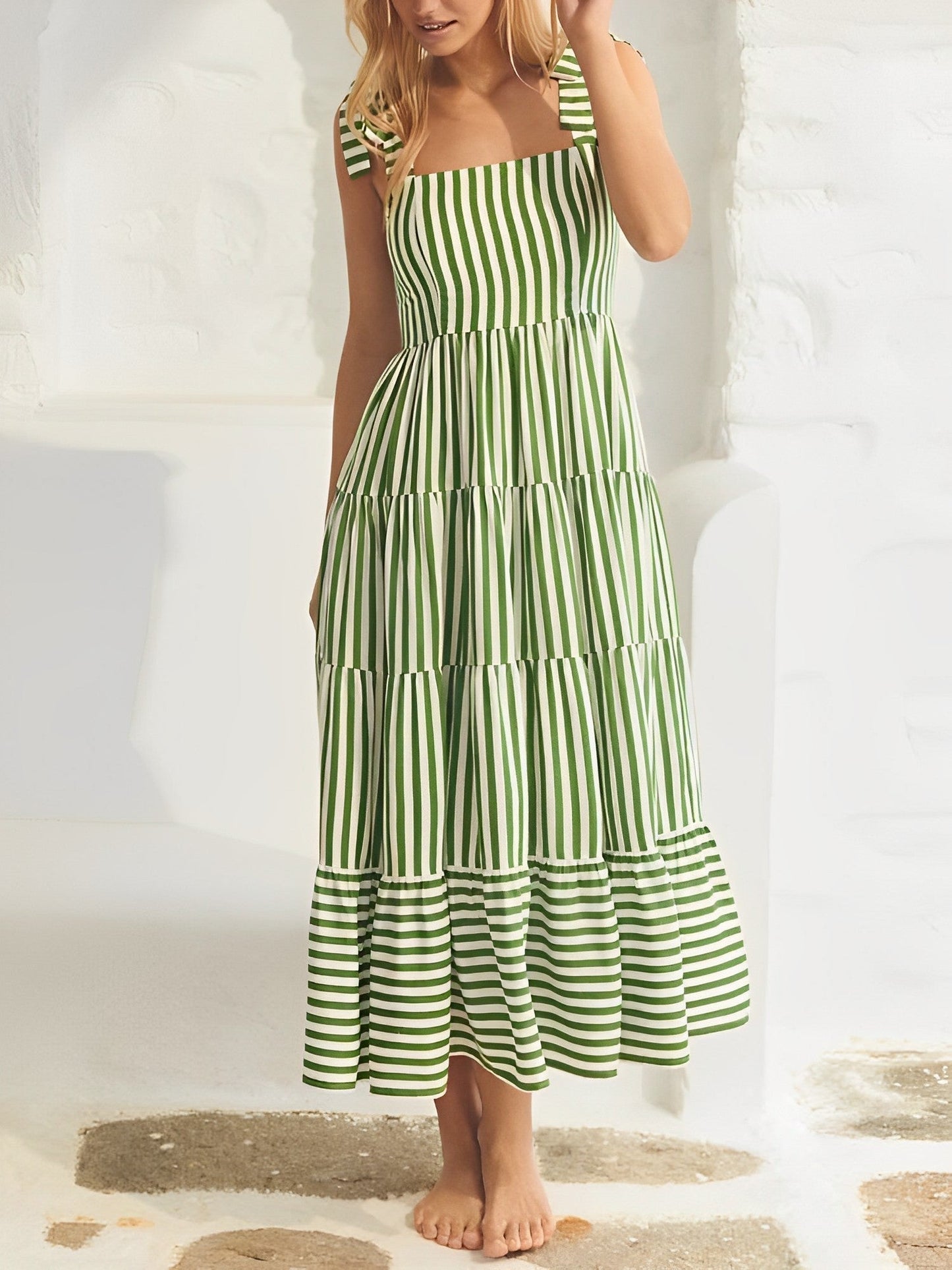 Comfy Women's Sundress with Adjustable Straps - BritishElegance