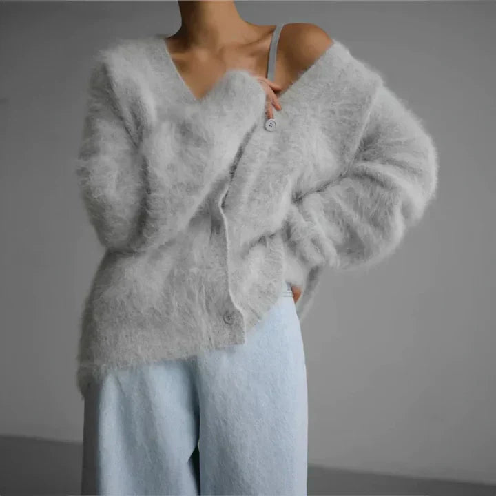 Charlotte – Timeless Women’s Cardigan