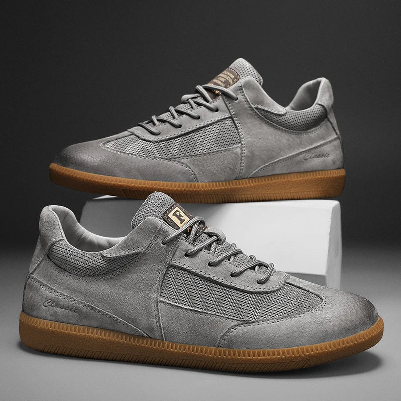 Comfortable Men's Classic Lace Sneakers