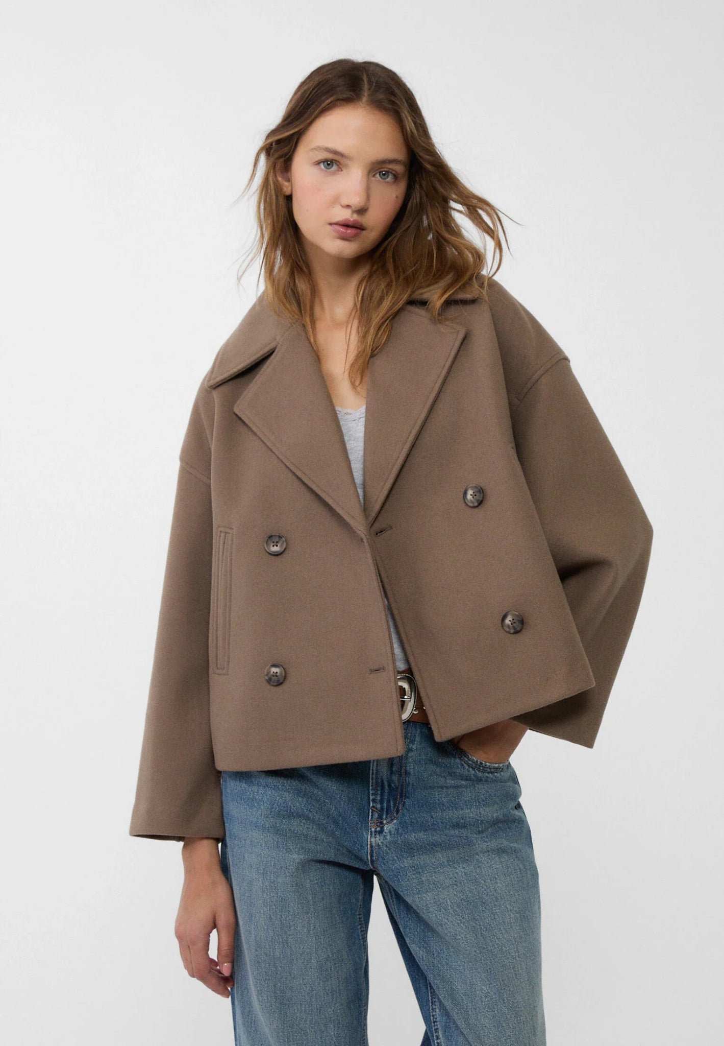 Short double-breasted blazer