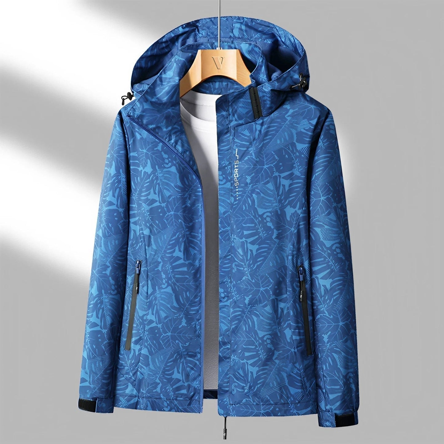 Alice | Women's Lightweight Waterproof Jacket – Adjustable Hood and Zip Pockets for Outdoor Activities
