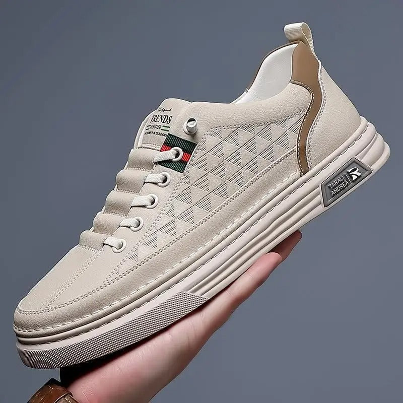 Stylish Low Top Sneaker with Texture Details