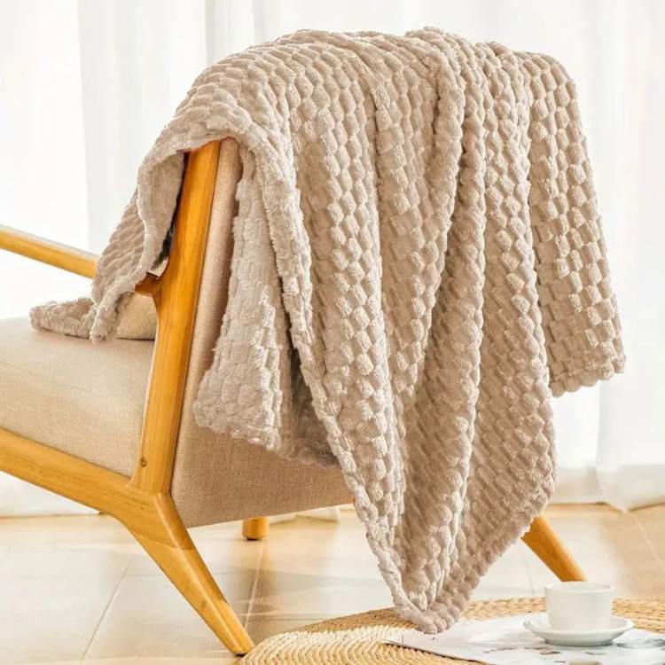 CloudHugs Marshmallow Throw Blanket
