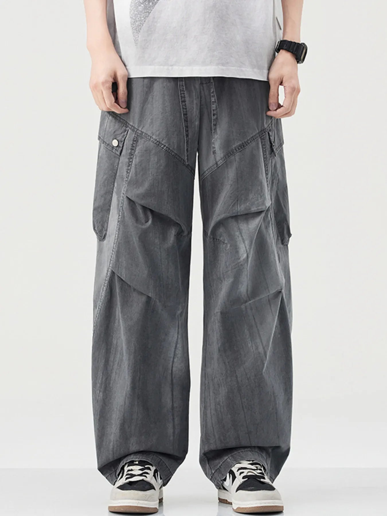 Comfortable Relaxed Fit Cargo Pants - BritishElegance