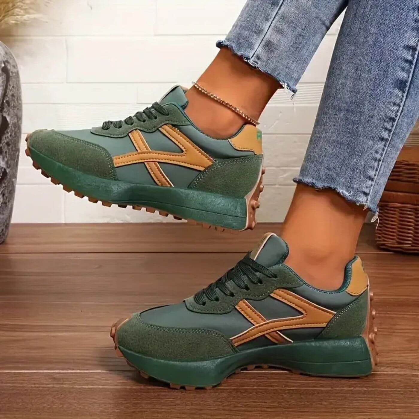 Soft Women's Athletic Running Shoes