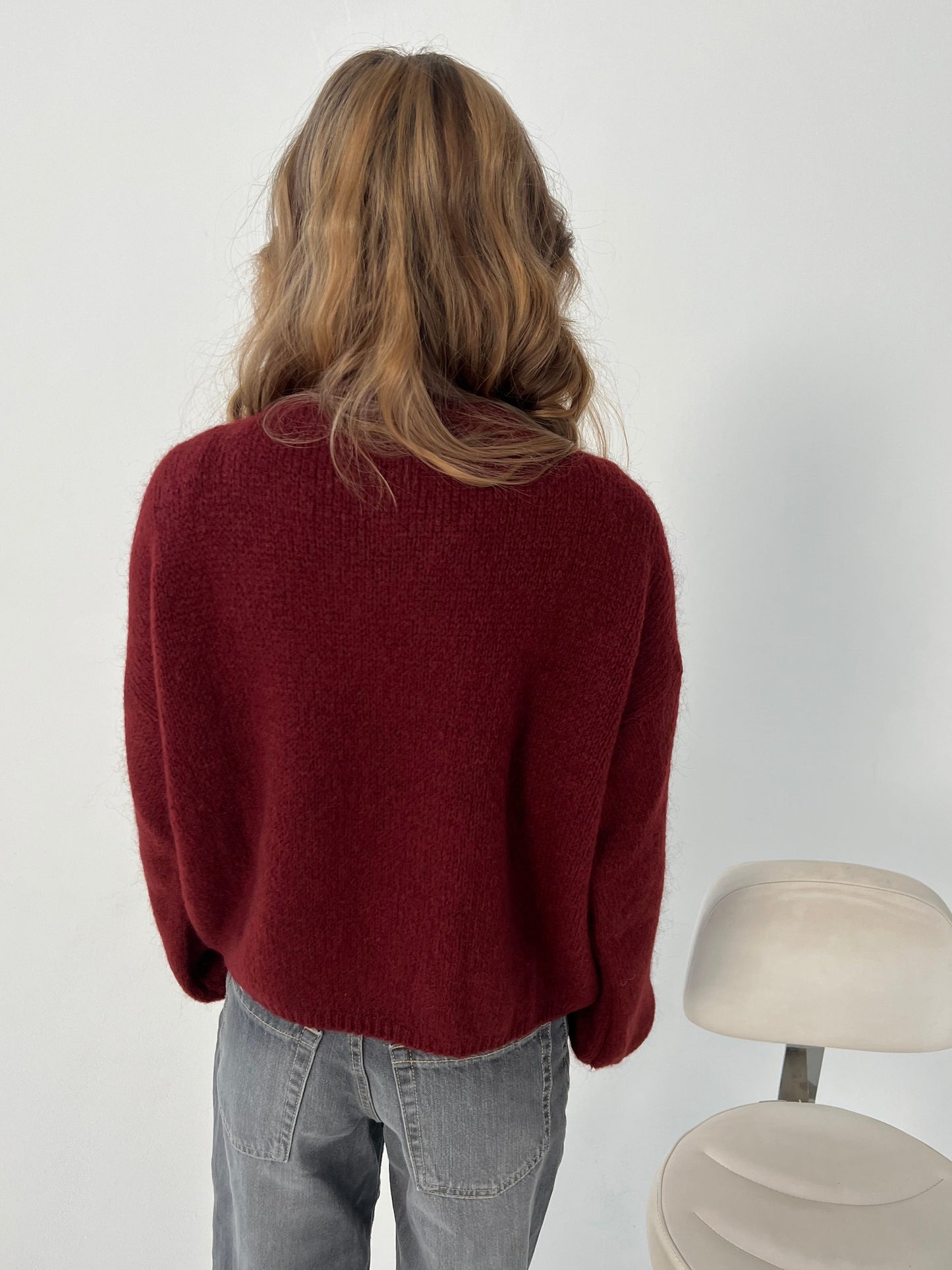 Soft Women's Sweater with Relaxed Fit - Aurena