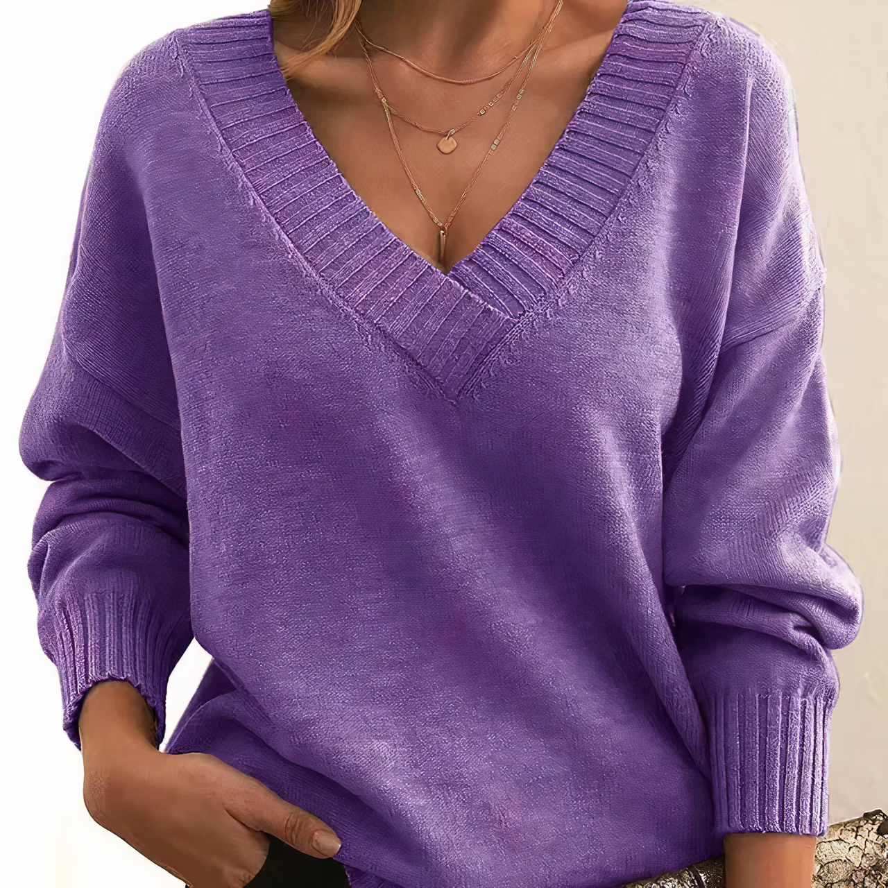 Stylish Cashmere Women's Sweater - Isabella