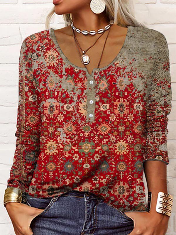 Stylish Women's Sweater with Aztec Pattern - Elise