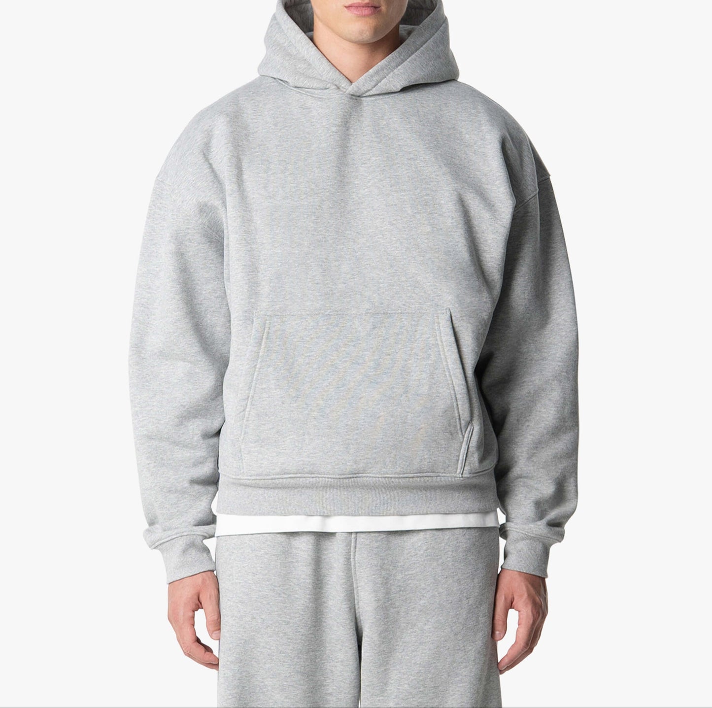 Comfortable Large Hooded Sweatshirt – Gentle Cotton Texture