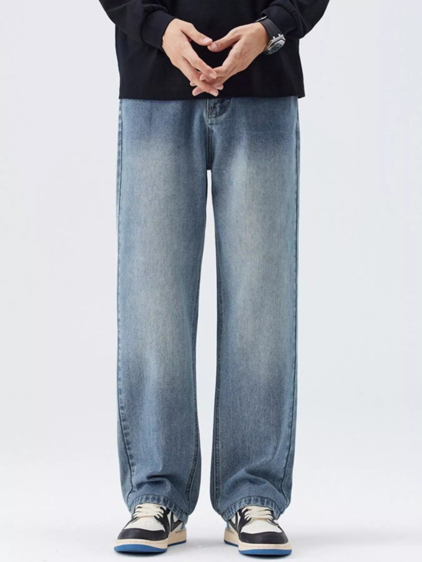 Classic Relaxed Fit Men's Jeans - BritishElegance