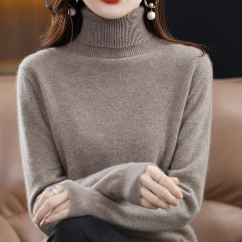 Soft Women's Warm Winter Turtleneck Sweater