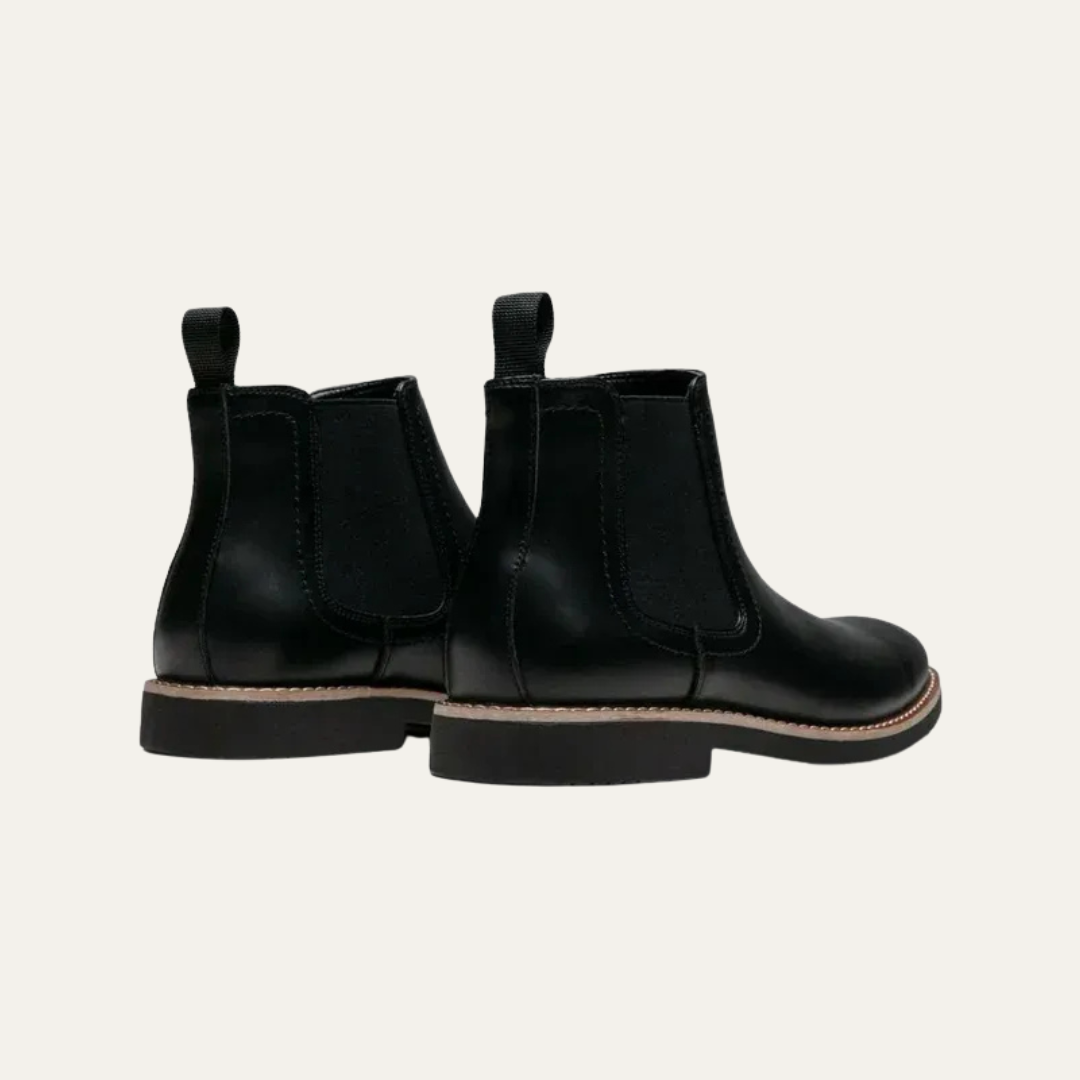Men’s Matte Lug Sole Chelsea Boot