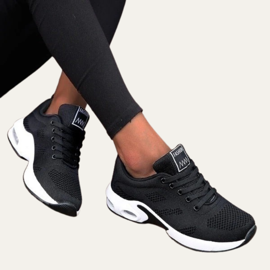 Women’s Lightweight Breathable Knit Running Shoes