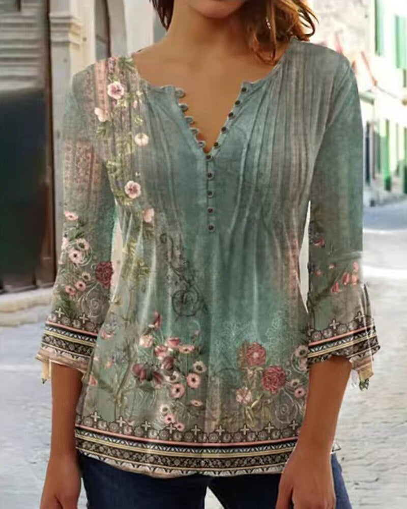 Ladies' Lightweight Comfortable Blouse with Fitted Style