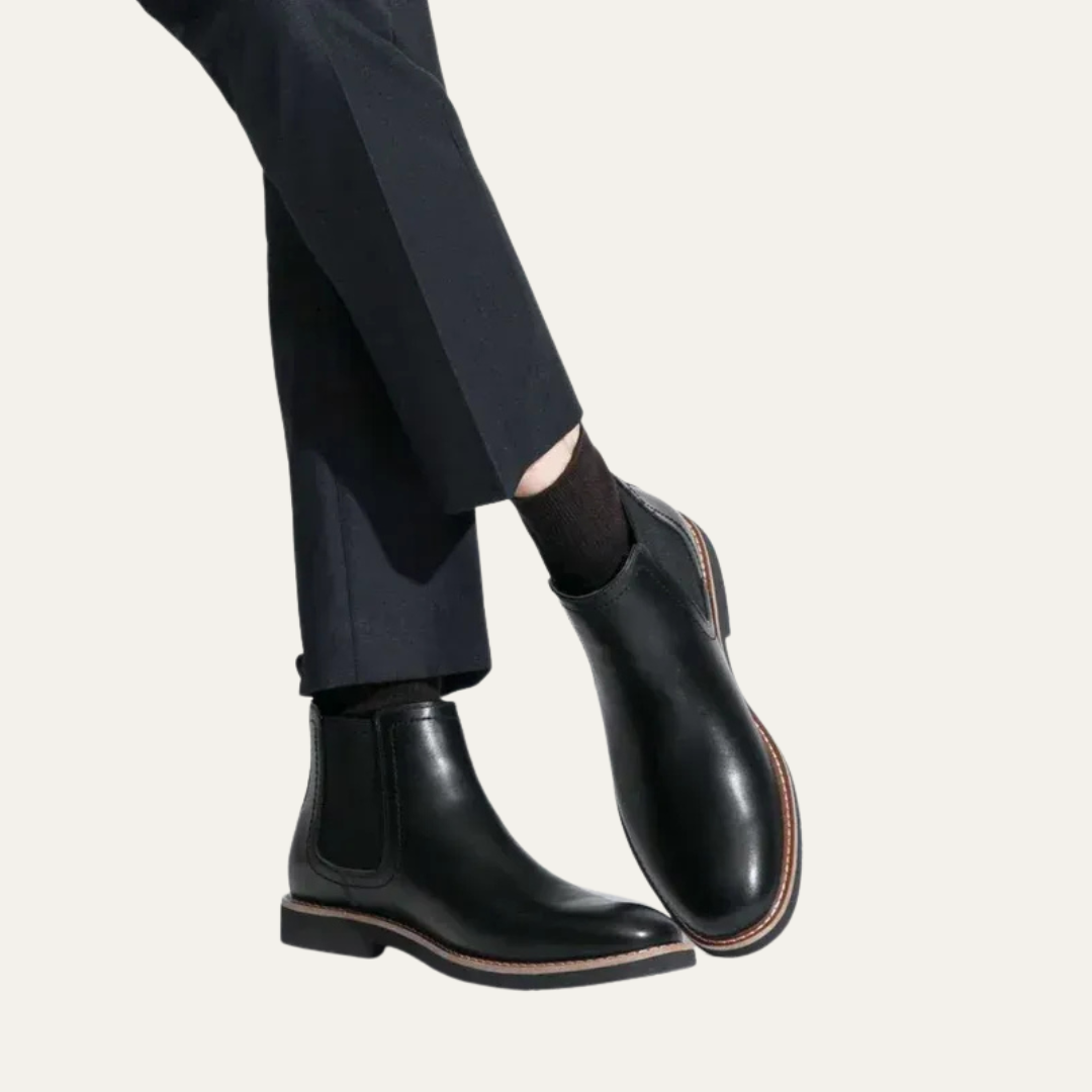 Men’s Matte Lug Sole Chelsea Boot