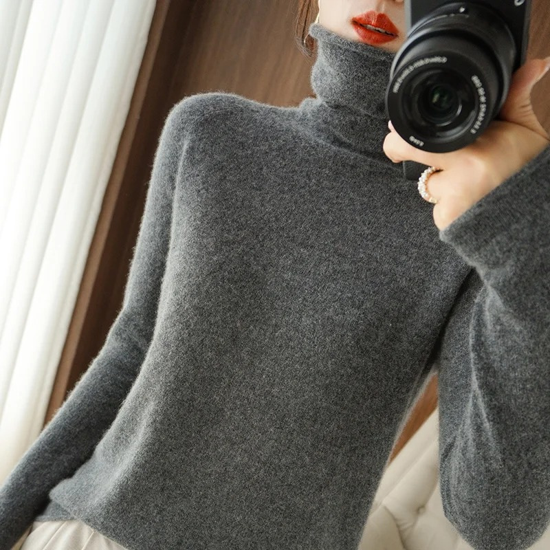 Warm Crew Neck Sweater for Women
