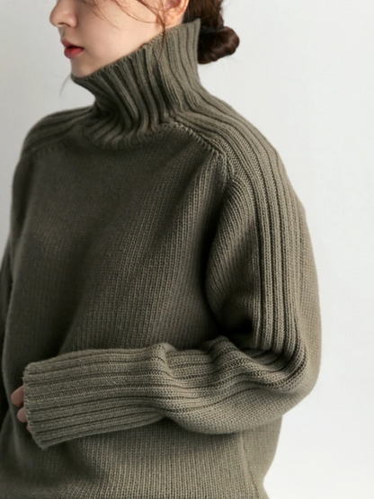 Cozy Women's Chunky Knit Turtleneck Sweater - BritishElegance