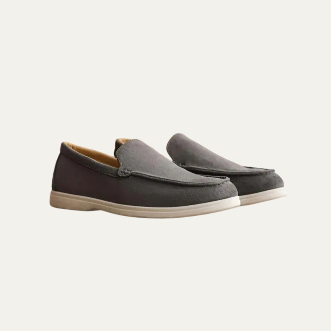 Men’s Suede Driving Moccasins with Metal Keeper Detail
