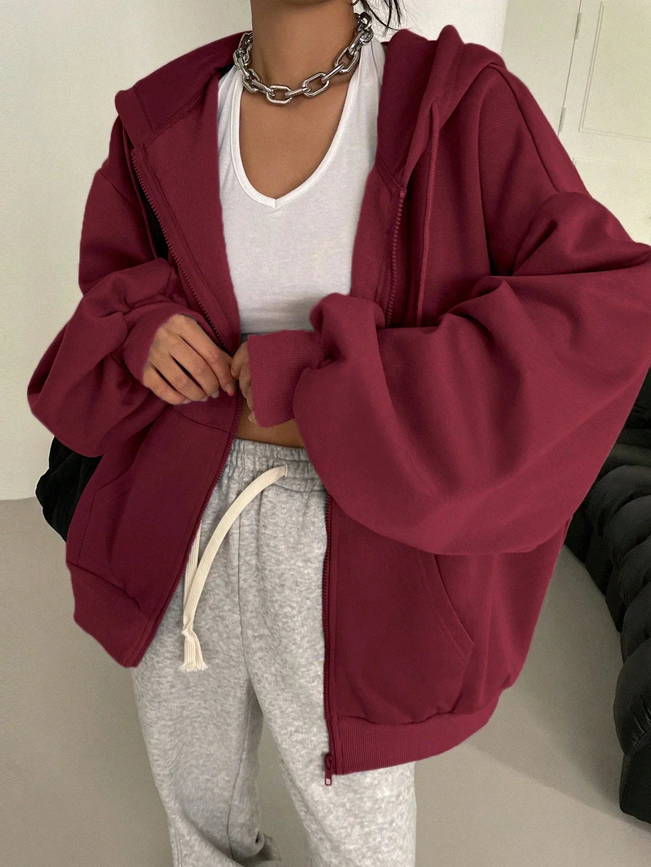 Women's Zip-Up Hoodie – Drawstring Closure & Long Sleeves