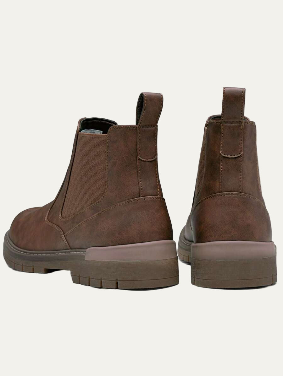 Men’s Rugged Lug Sole Chelsea Boots