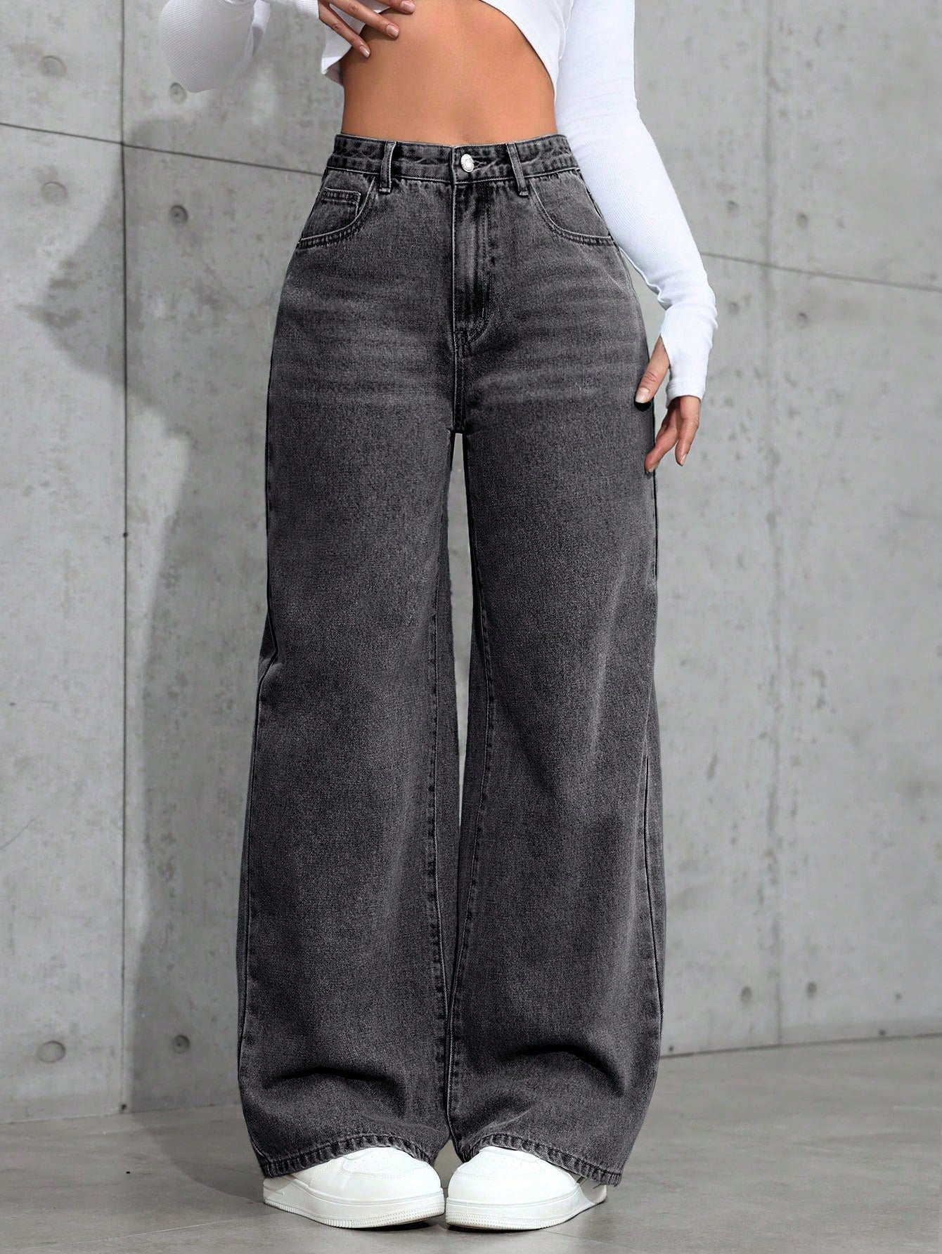Casual Faded Jeans for Women – High Waist & Wide Leg Fit