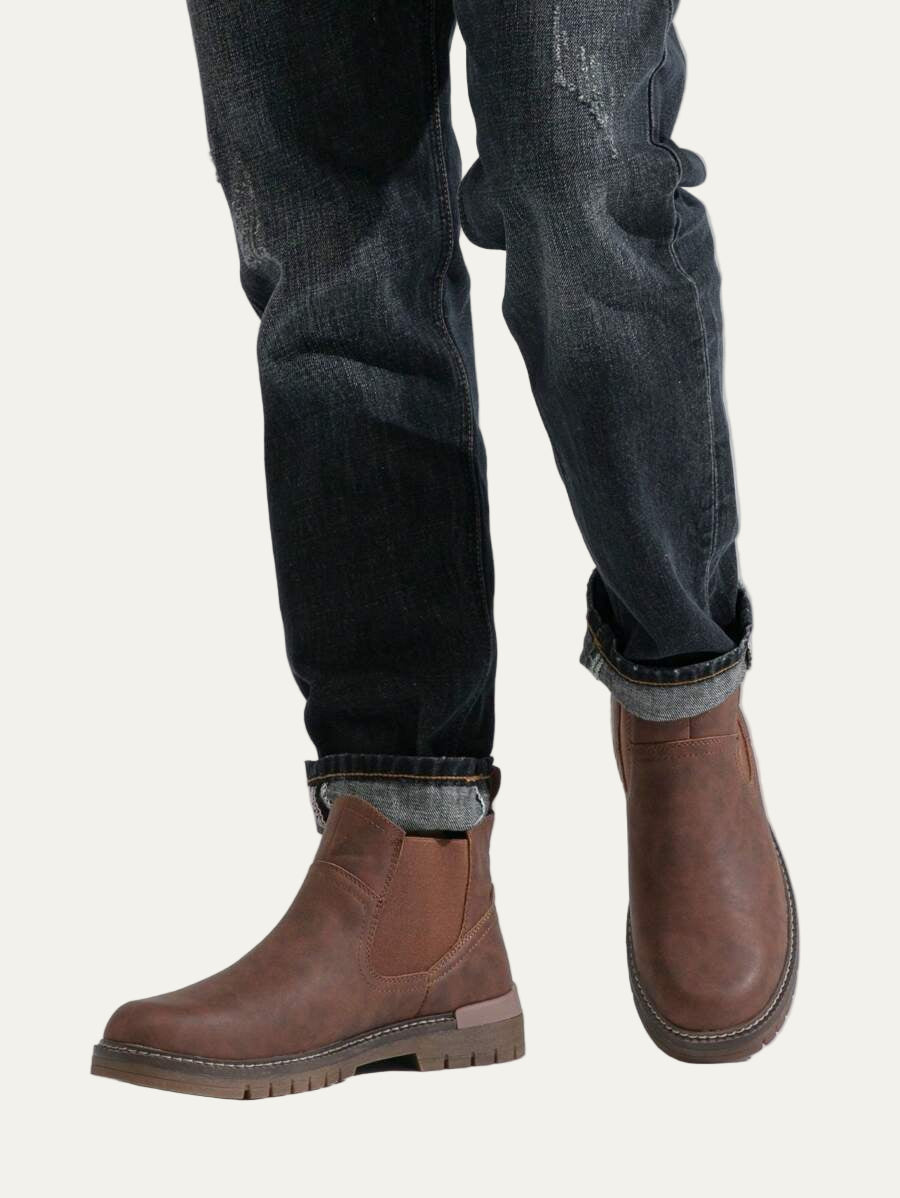 Men’s Polished Classic Chelsea Boots