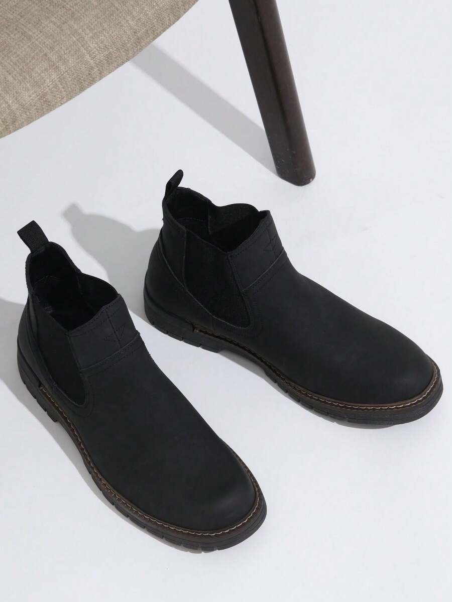 Men’s Polished Classic Chelsea Boots