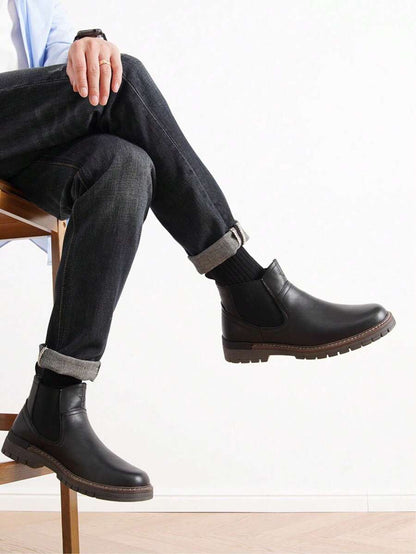 Men’s Polished Classic Chelsea Boots