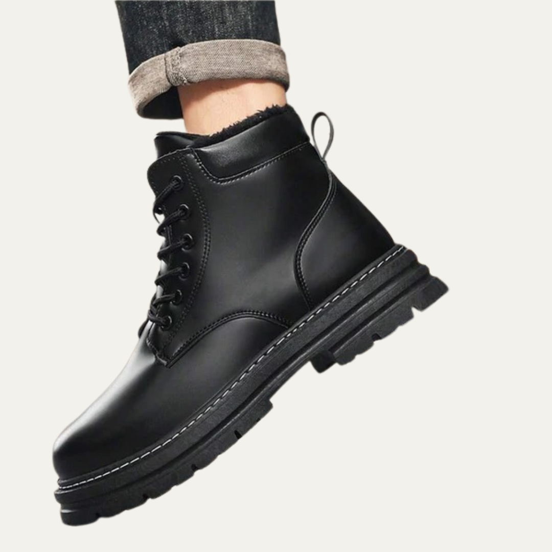 Men’s Rugged Faux Fur Lined Lace Up Hiking Boots