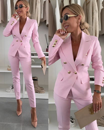 Renata – Double-Breasted Women’s Suit
