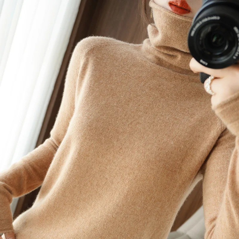 Warm Crew Neck Sweater for Women - BritishElegance