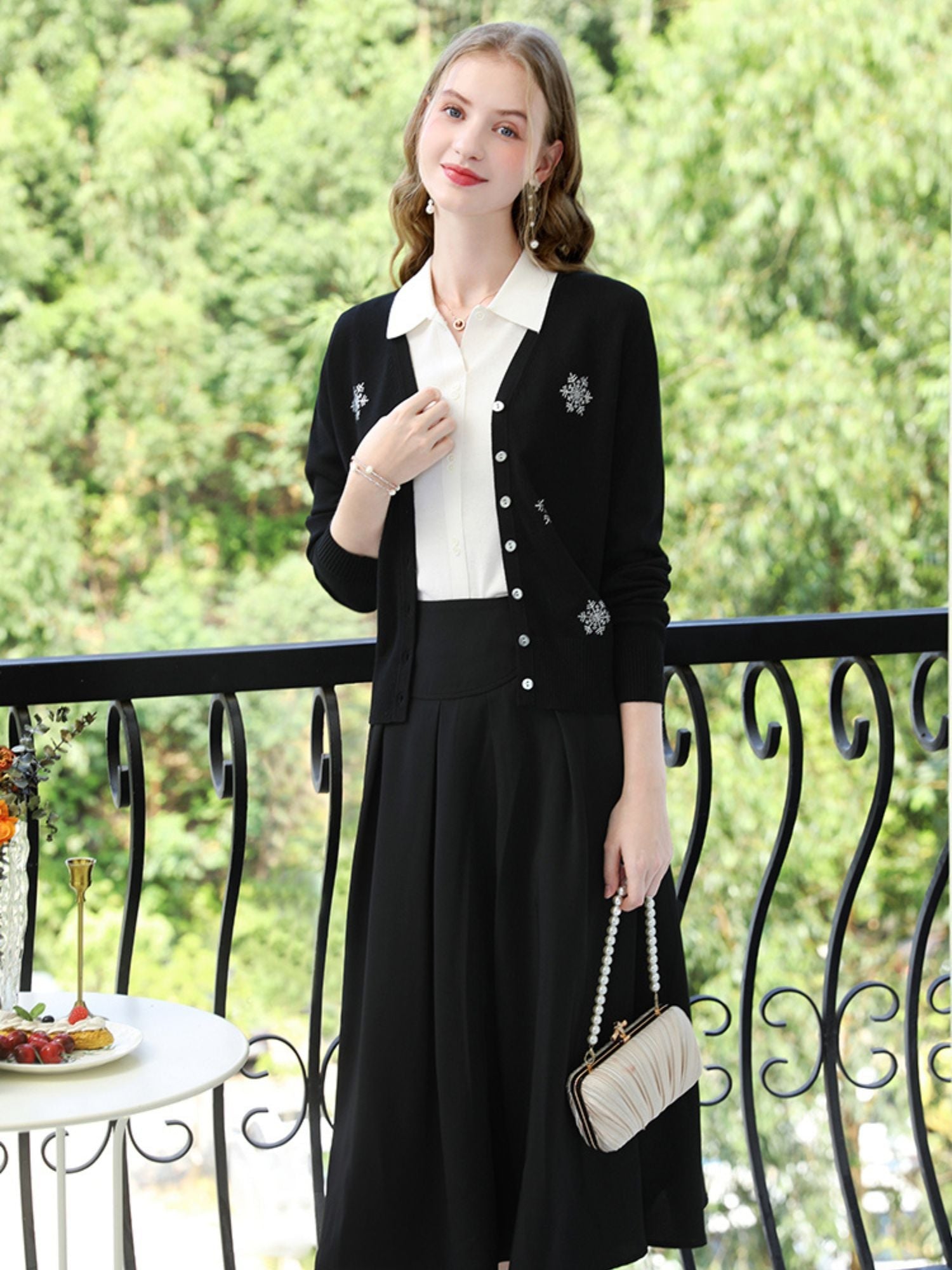 Winter Snowflake Pattern Sweater Cardigan - BritishElegance