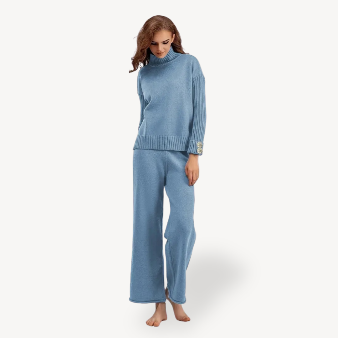 Women’s Cozy Sweater & Pants Set