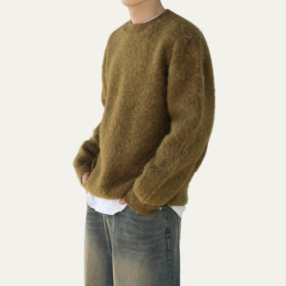 Men’s Fuzzy Crew Neck Sweater with Relaxed Fit