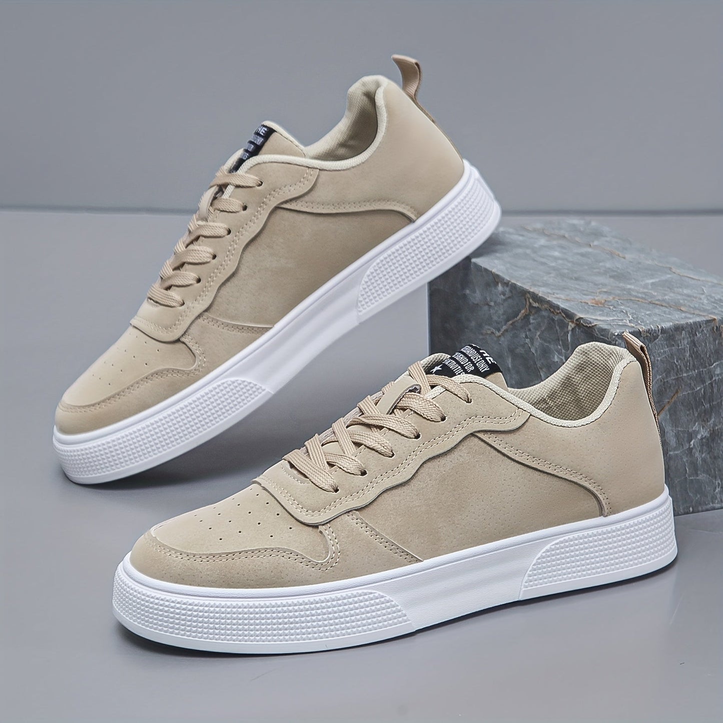 Comfortable Slip Resistant Casual Men's Low Top Shoes