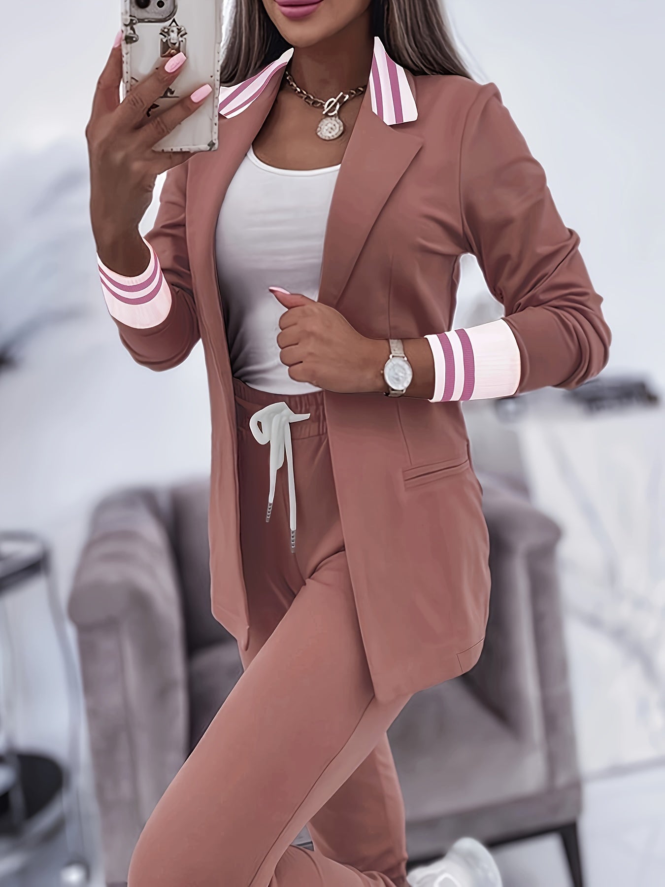Chic 2-Piece Long Sleeve Blazer Suit for Women - BritishElegance