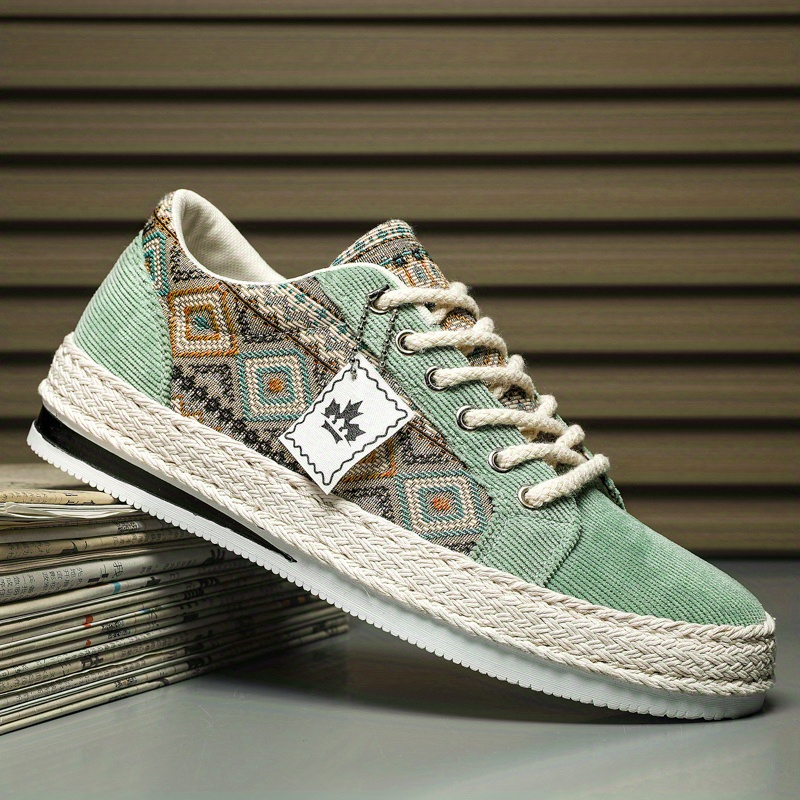 Classic Style Maple Trainers