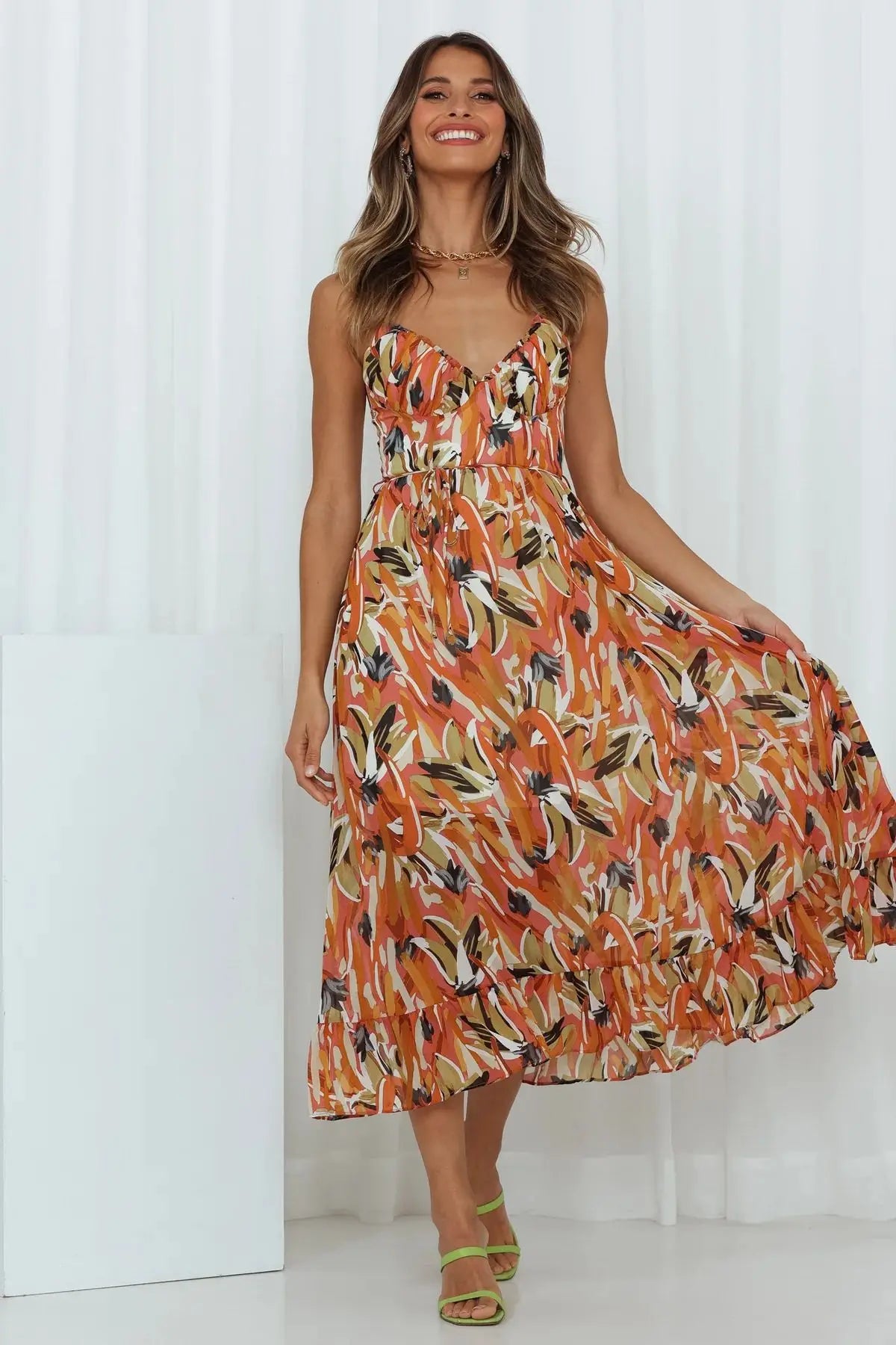 Beautiful Classic Knee Length Dress - BritishElegance